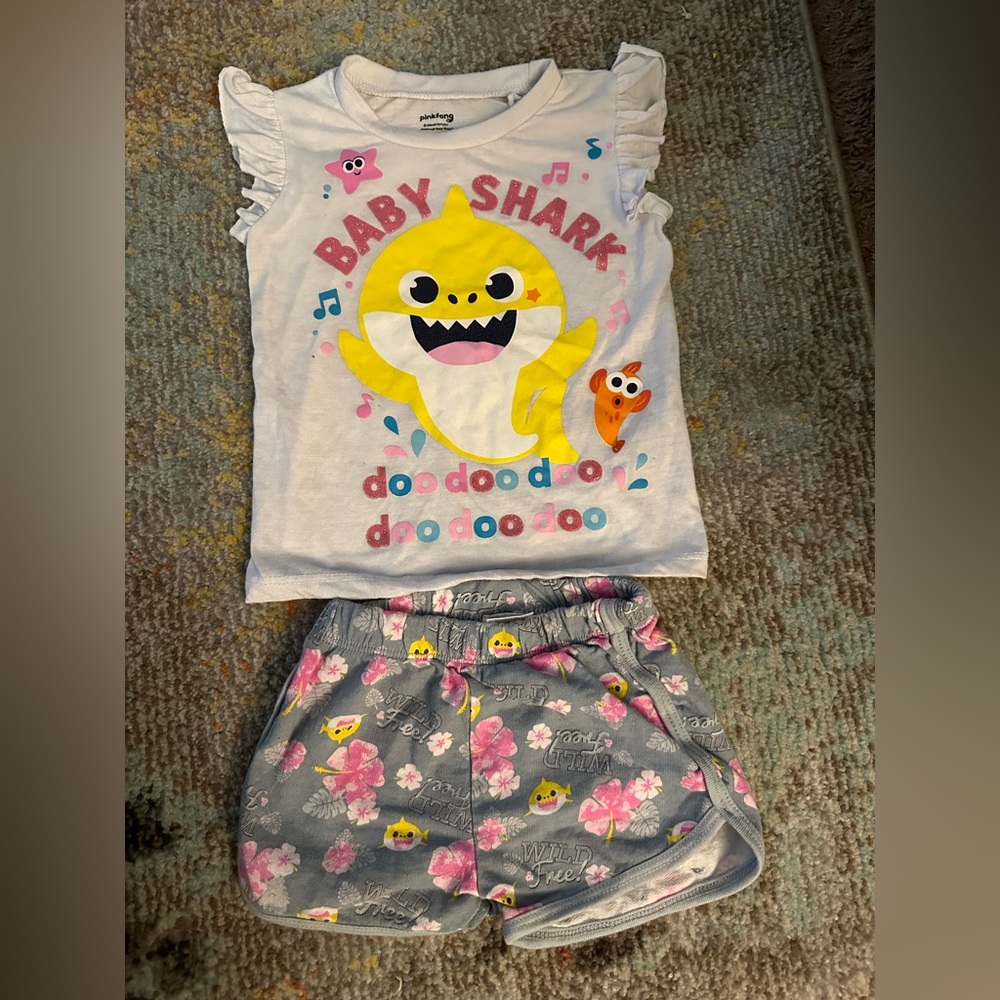 3T Baby Shark Short Set